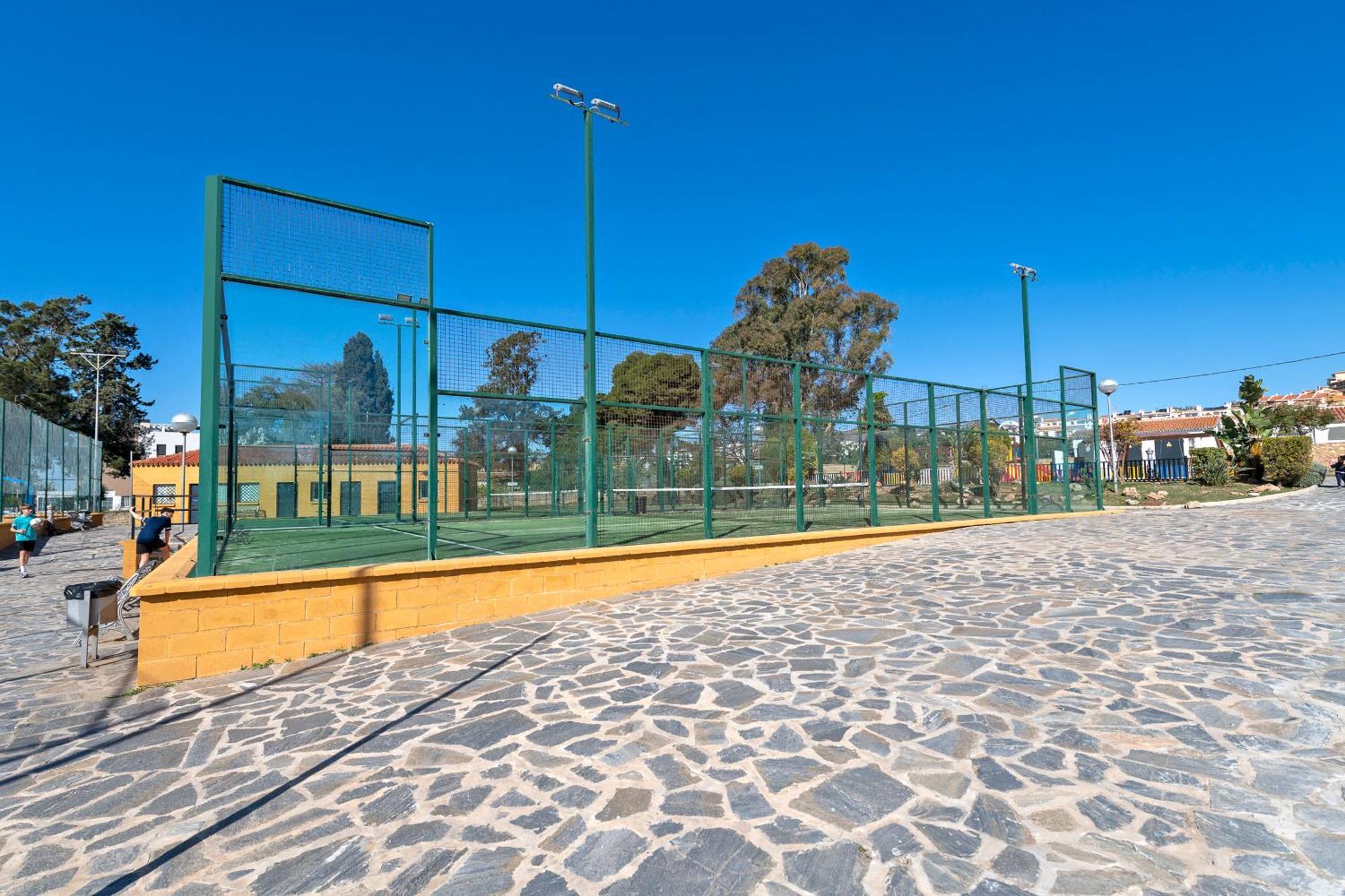 Brisamar II Primera Linea De Playa & Priv Parking Benagalbón Exterior foto